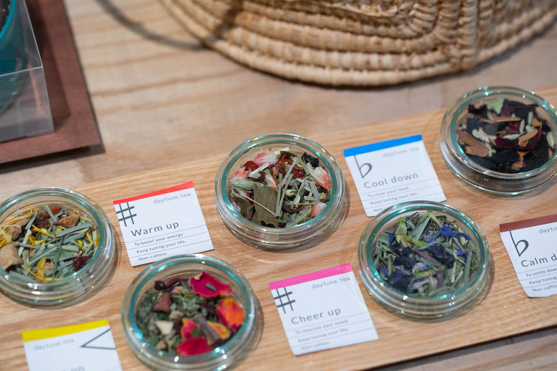 札幌のセレクトショップ「SUU」にてdaytune.teaの取り扱いが始まりました。